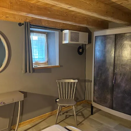 Riverside Jean Penzion 3*